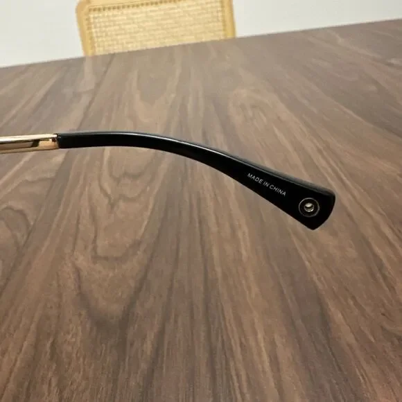 Coach HC8084 L072 Celia Sunglasses 57-15-135 2N 518011 Black/Gold Grey Gradient - Picture 6 of 8